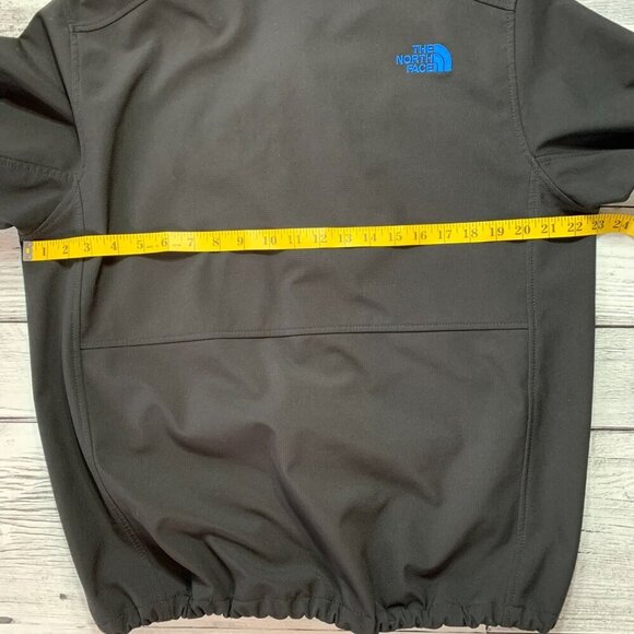 The North Face Black Soft Shell Lightweight Full Zip Jacket - Picture 14 of 16